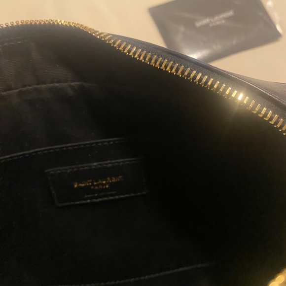 Saint Laurent Lou Camera Bag with Tassel in Quilted Leather Blue - Picture 4 of 7